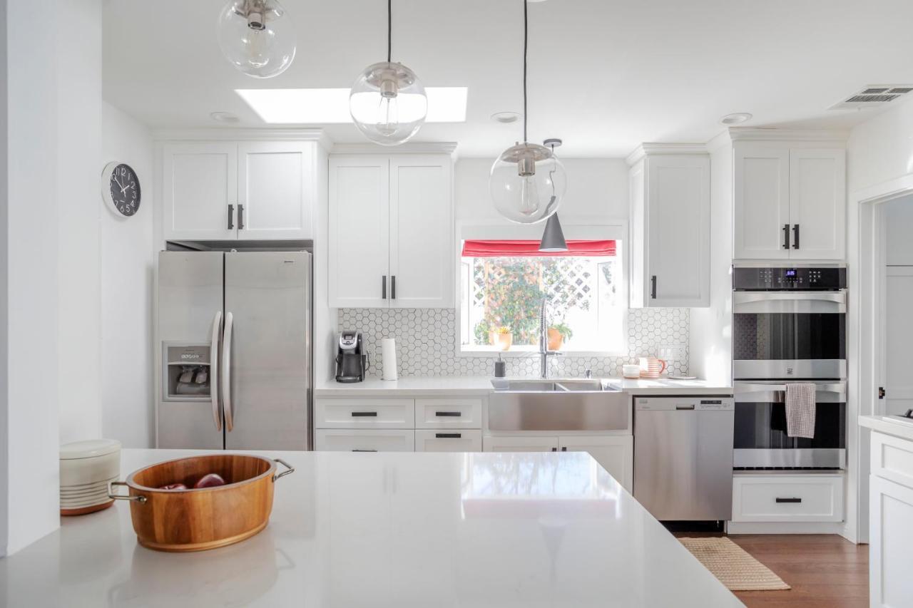 Enchanting Sherman Oaks Home With Pool Permit #Hsr Two One Zero Zero 2605 Los Angeles Exteriér fotografie