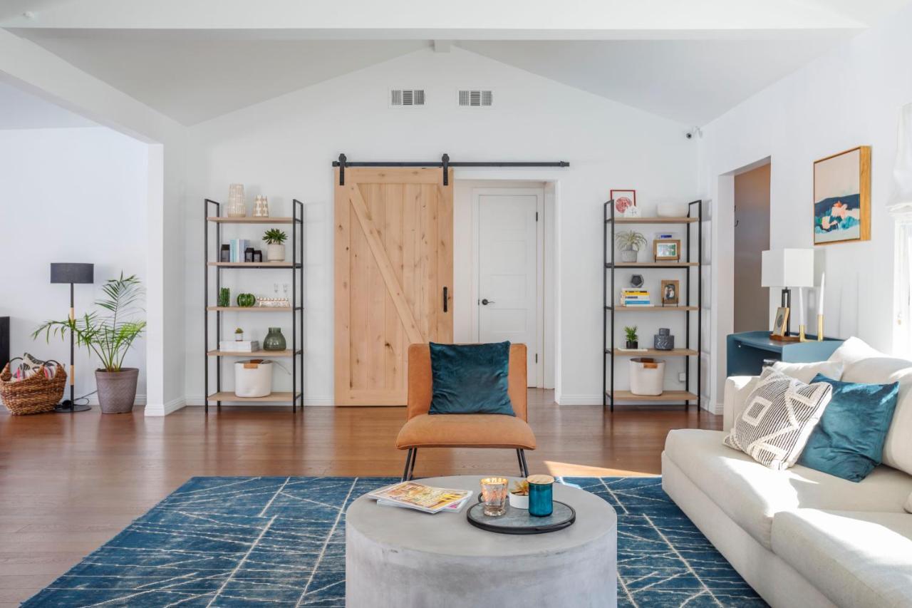 Enchanting Sherman Oaks Home With Pool Permit #Hsr Two One Zero Zero 2605 Los Angeles Exteriér fotografie