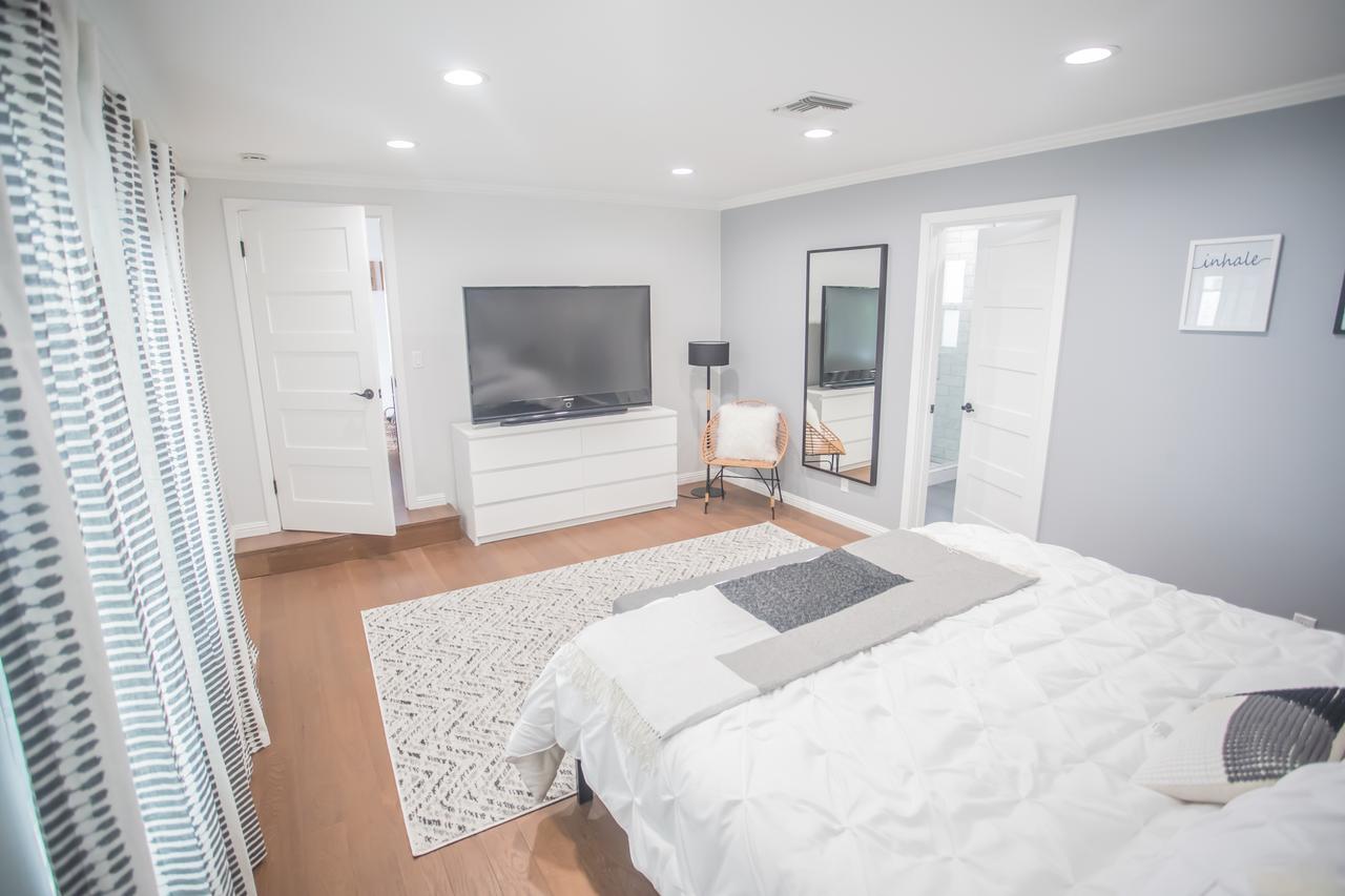Enchanting Sherman Oaks Home With Pool Permit #Hsr Two One Zero Zero 2605 Los Angeles Exteriér fotografie